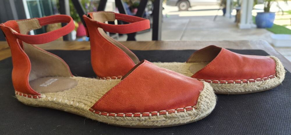 Eileen Fisher Espadrille Flat Gladiator Style Zize 8.5